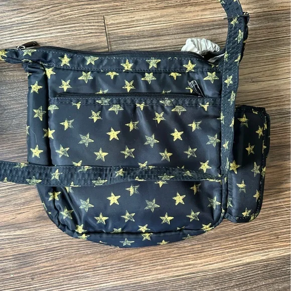 Lug Cross body Bag- distressed star pattern ⭐️ - Picture 4 of 4